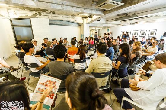 于艺术门画廊举办的「艺术展及收藏家力量」讲座