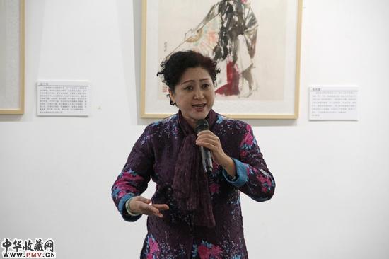 上海徐汇燕萍京剧团团长、国家二级演员周燕萍女士献唱《红灯记》