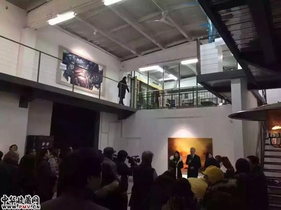 诗瓦妮《不可见的时光》开幕