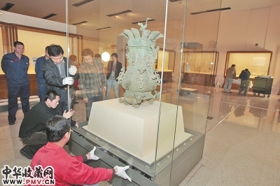 莲鹤方壶搬入国家博物馆展厅 收藏资讯