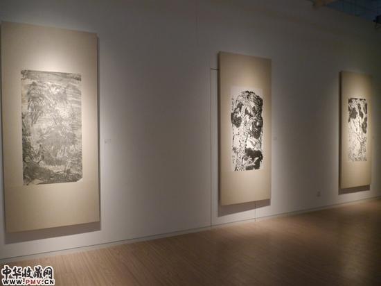 “天地生人?董欣宾”艺术展现场