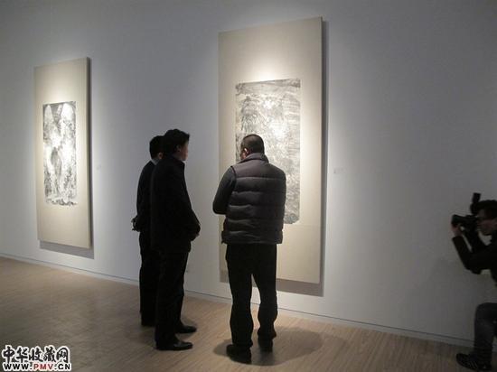 “天地生人?董欣宾”艺术展现场
