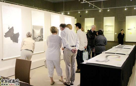 佛语禅心-田旭桐禅意水墨巡回展展览现场-3