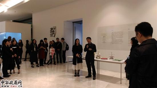 广州美术学院美术馆副馆长胡斌