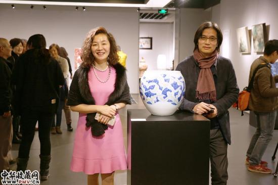 著名艺术家王天德和璟通艺坊熊景兰