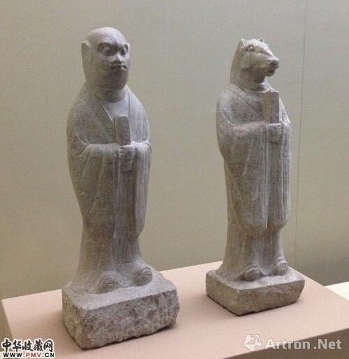 昭陵博物馆首次对外展出唐肃宗建陵出土的兽首人身石生肖猴、马俑两件藏品