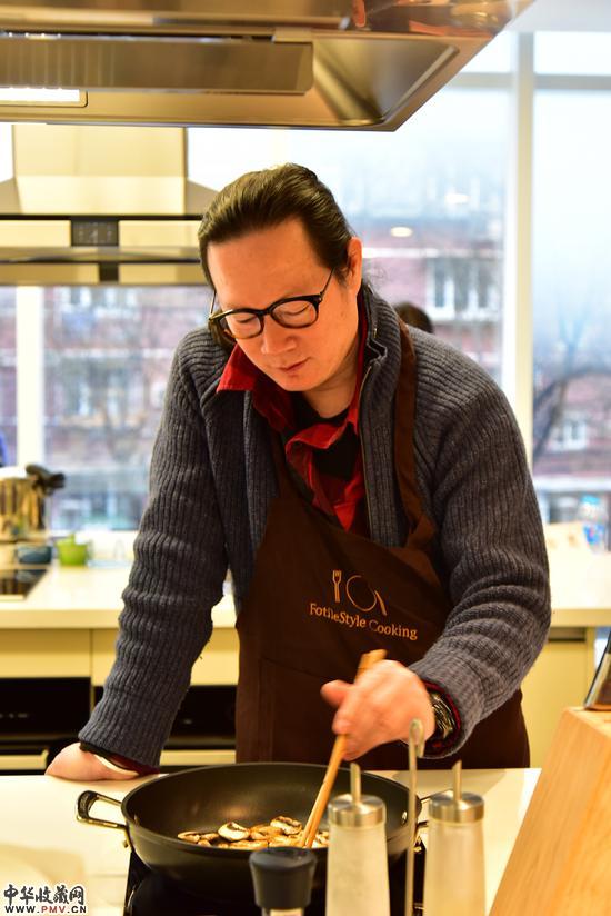 《食不语》煎蘑菇——张锰