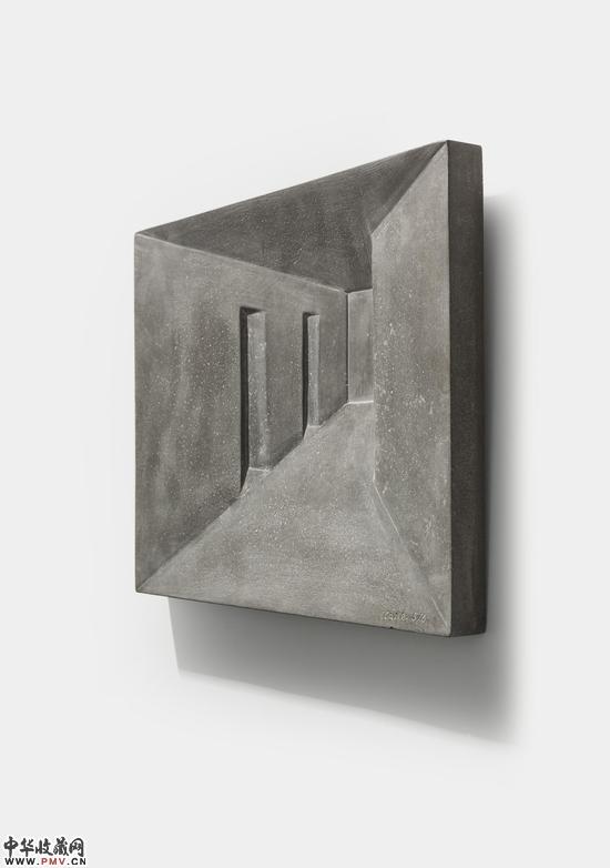 蔡磊作品 《毛坯房》 unfinished home   30x23.5cm  混凝土 2014