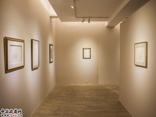 现代大师绘画展 空间照片
