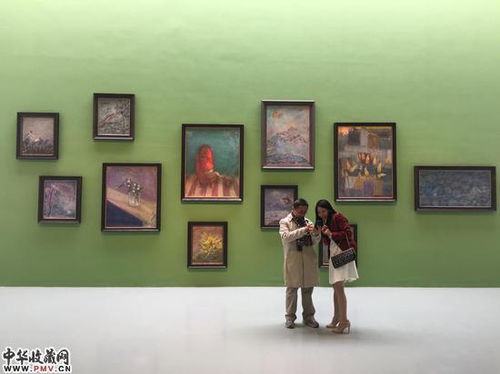 步月个展“灰色奏鸣”亮相艾米李画廊 收藏资讯