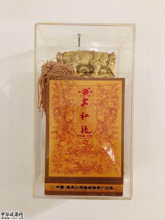 栗宪庭 中国梦 现产品装置【茶盒】.2016