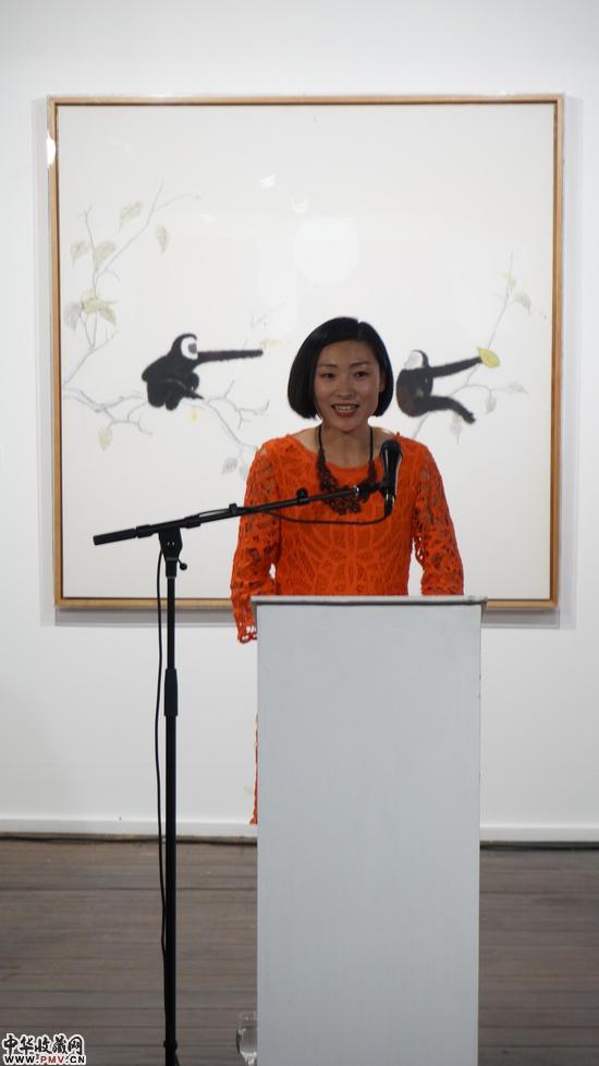 “造化——中国当代艺术展”联合策展人陈琳在开幕式上致辞