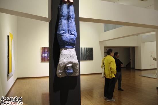 王广义作品 《冷战美学-恐惧状态下的人》