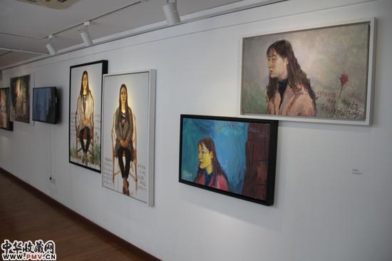 邱光平《左手右手》