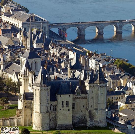 卢瓦尔河畔索米尔堡