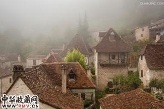 圣西尔拉波皮村