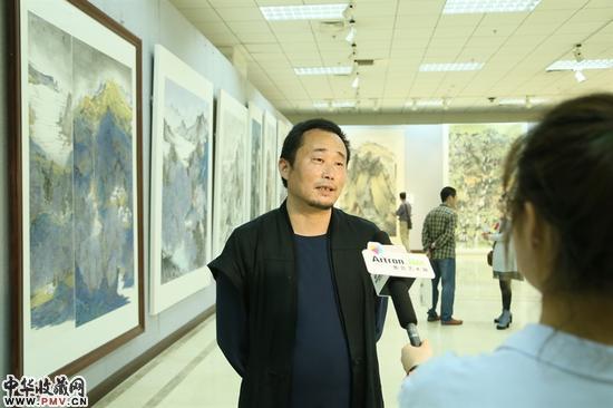 京徽画院青年画家郭庆志接受采访