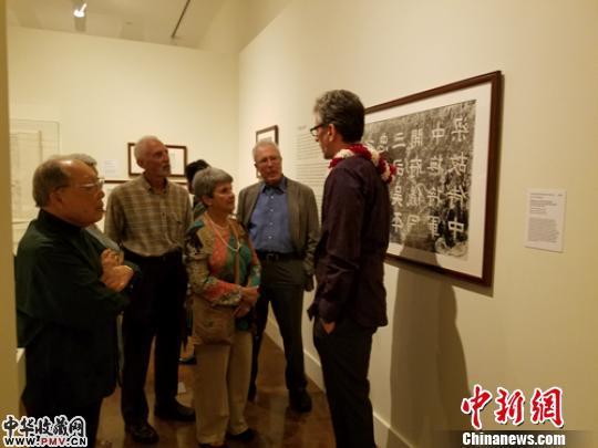 美国夏威夷火奴鲁鲁艺术博物馆展览现场。　山西博物院提供　摄