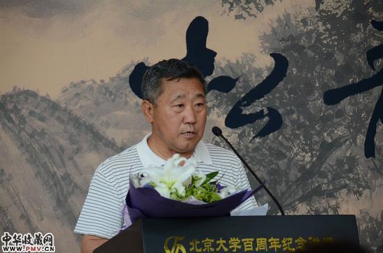 8、画家杨永安先生致答谢辞