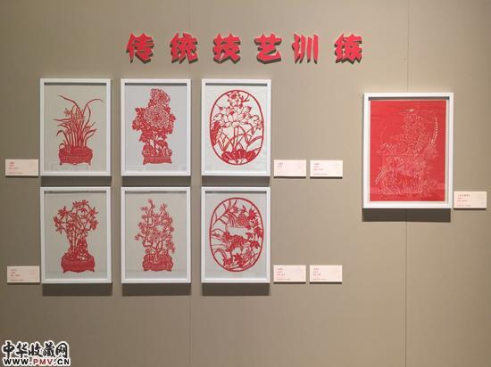 第三届全国儿童剪纸作品展现场照片 (15)