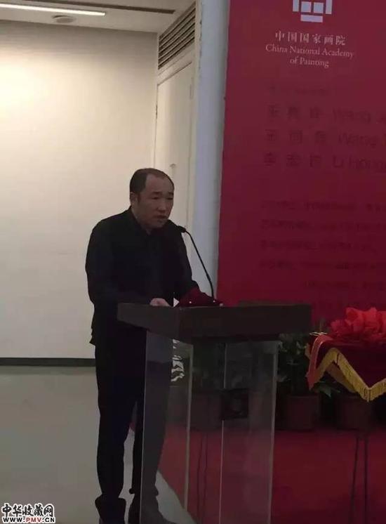 中国国家画院常务副院长卢禹舜主持开幕式