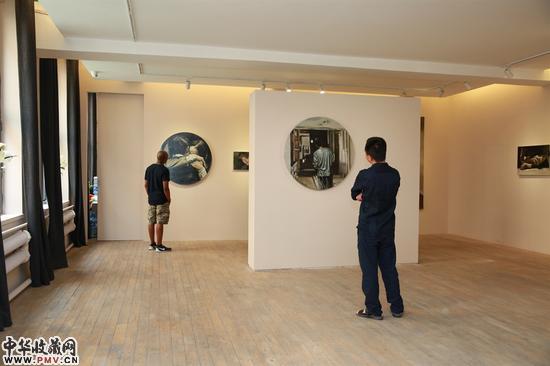 陈晗 茫茫暗色 开幕现场3_Hadrien de Montferrand画廊