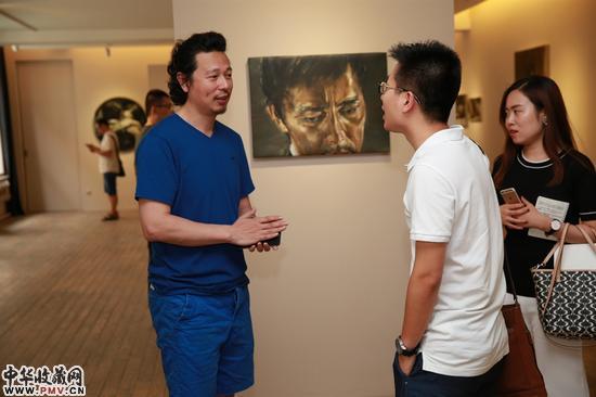 陈晗 茫茫暗色 开幕现场2_Hadrien de Montferrand画廊