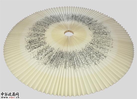 成浦云  《小盘条No.3 》  纸本水墨 95x1100cm 直径200cm    2016