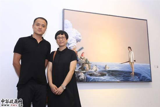 张钰与朋友合影