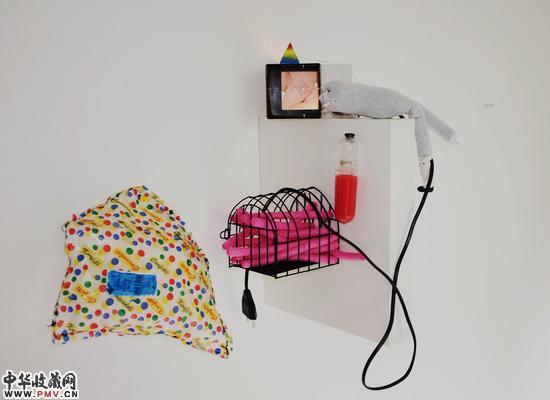 王璐瑜（女）《身体约会》30X100X150cm装置 2016