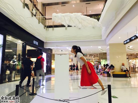 龚子仪《与》 (1)