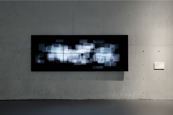 WANG YUYANG_LINE_2012-2015_SINGLE CHANNEL VIDEO, 8', PRINTED PAPER