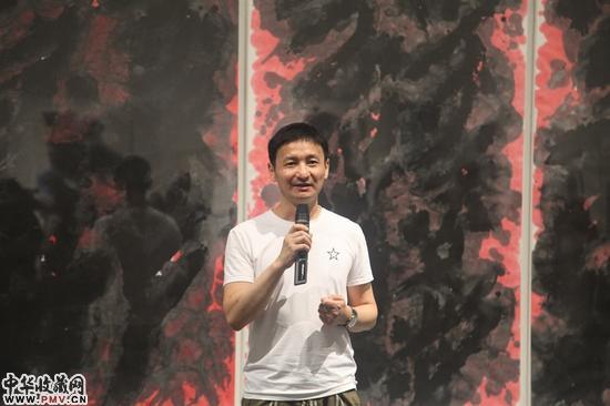 策展人杨卫致辞