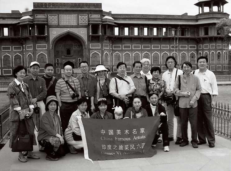 随中国美术名家代表团印度采风