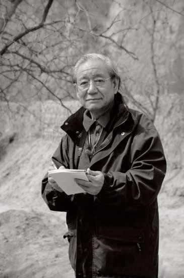 杜滋龄