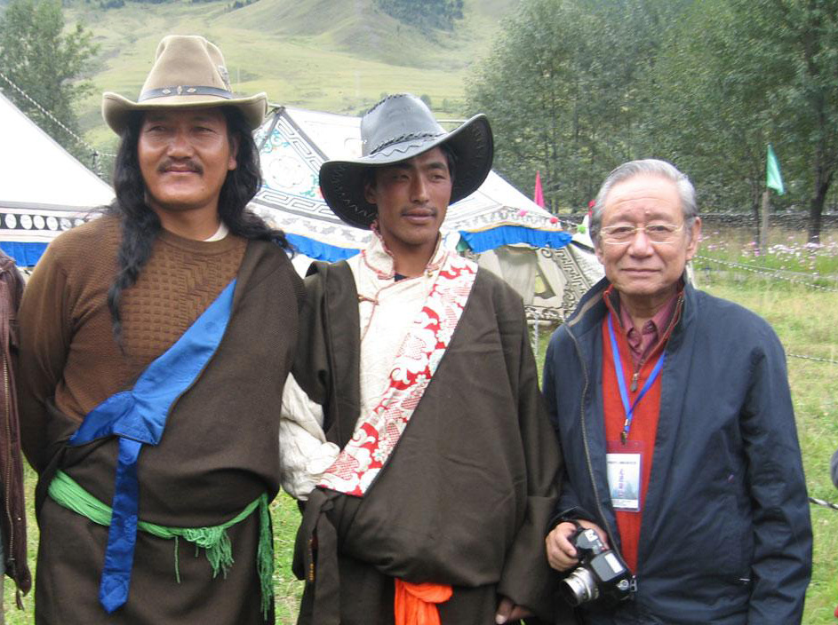 在藏区采风