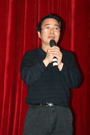 2008年4月9日黄院长带演出队伍灌阳慰问演出