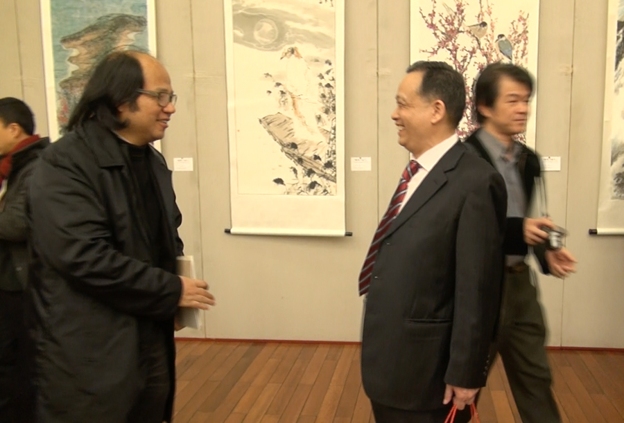 君寿与中国国家画院副院长张晓凌先生