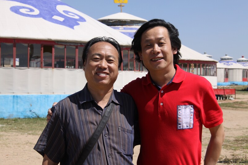 与内蒙古美协副主席 内蒙古美术馆馆长刘国旗