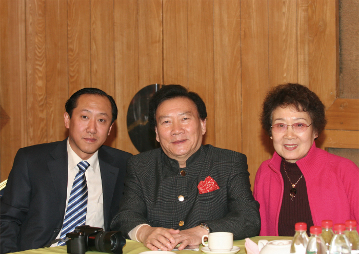 2007年与姜家锵、金家勤夫妇