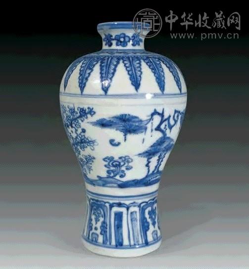 明中期 青花岁寒三友图纹梅瓶