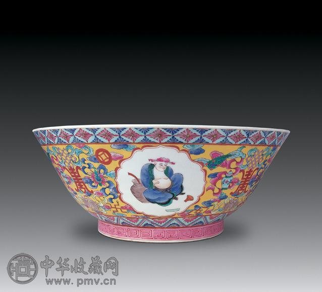 民国 粉彩开光人物八宝纹大碗
