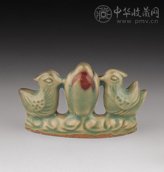 北宋 钧窑鸳鸯荷花笔架