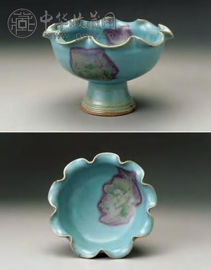 宋 钧窑天青釉花口高足碗