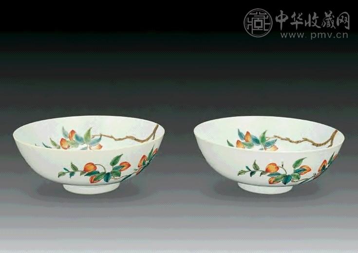 清道光 粉彩蟠桃过枝碗