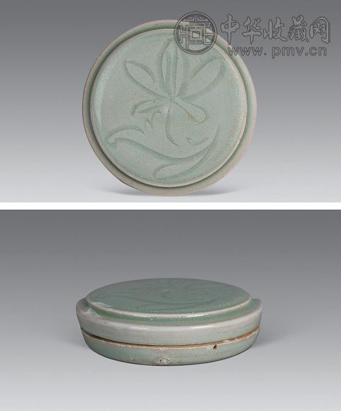 宋 龙泉窑刻花卉盖盒