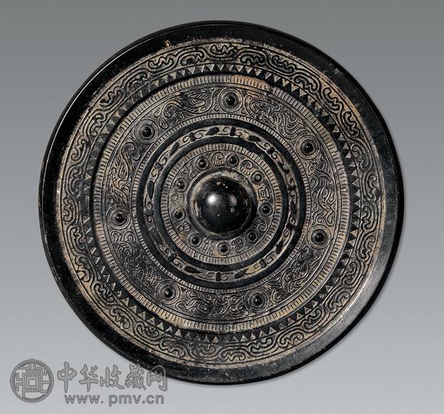 汉 “宜子孙”七乳画纹带镜