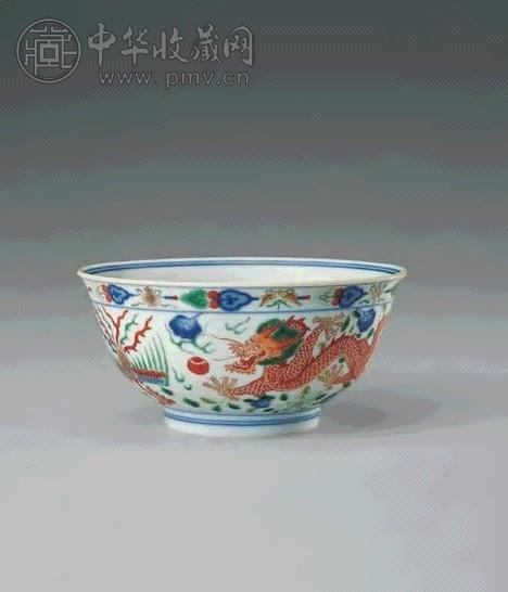 清嘉庆 五彩龙凤纹碗