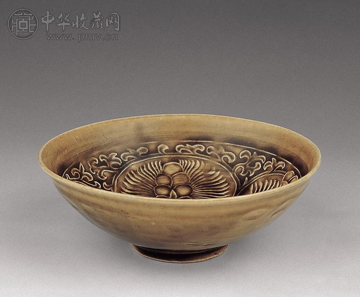 南宋 耀州系印菊花纹碗