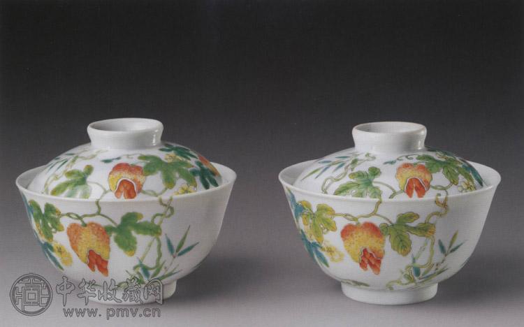 清道光 粉彩籁瓜纹盖碗(1对)